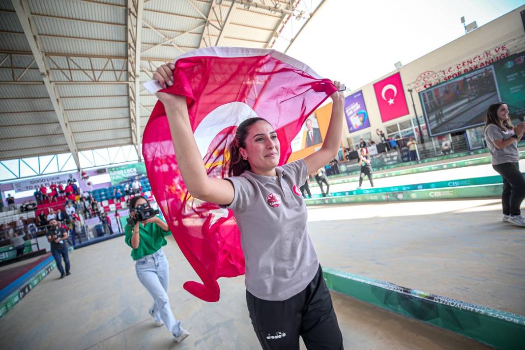 Milli bocceci Eda Sayak'tan altın madalya 8